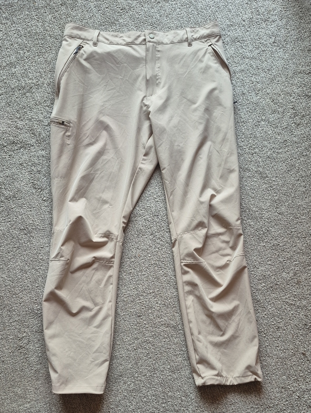 Columbia Men's Light Tan Cargo Pants